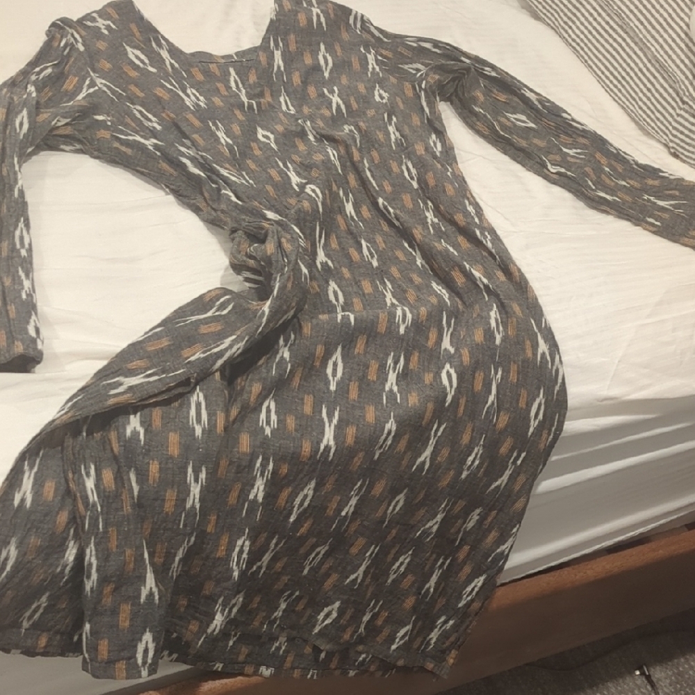 🩷 Funky Gray and Brown Patterned Dress